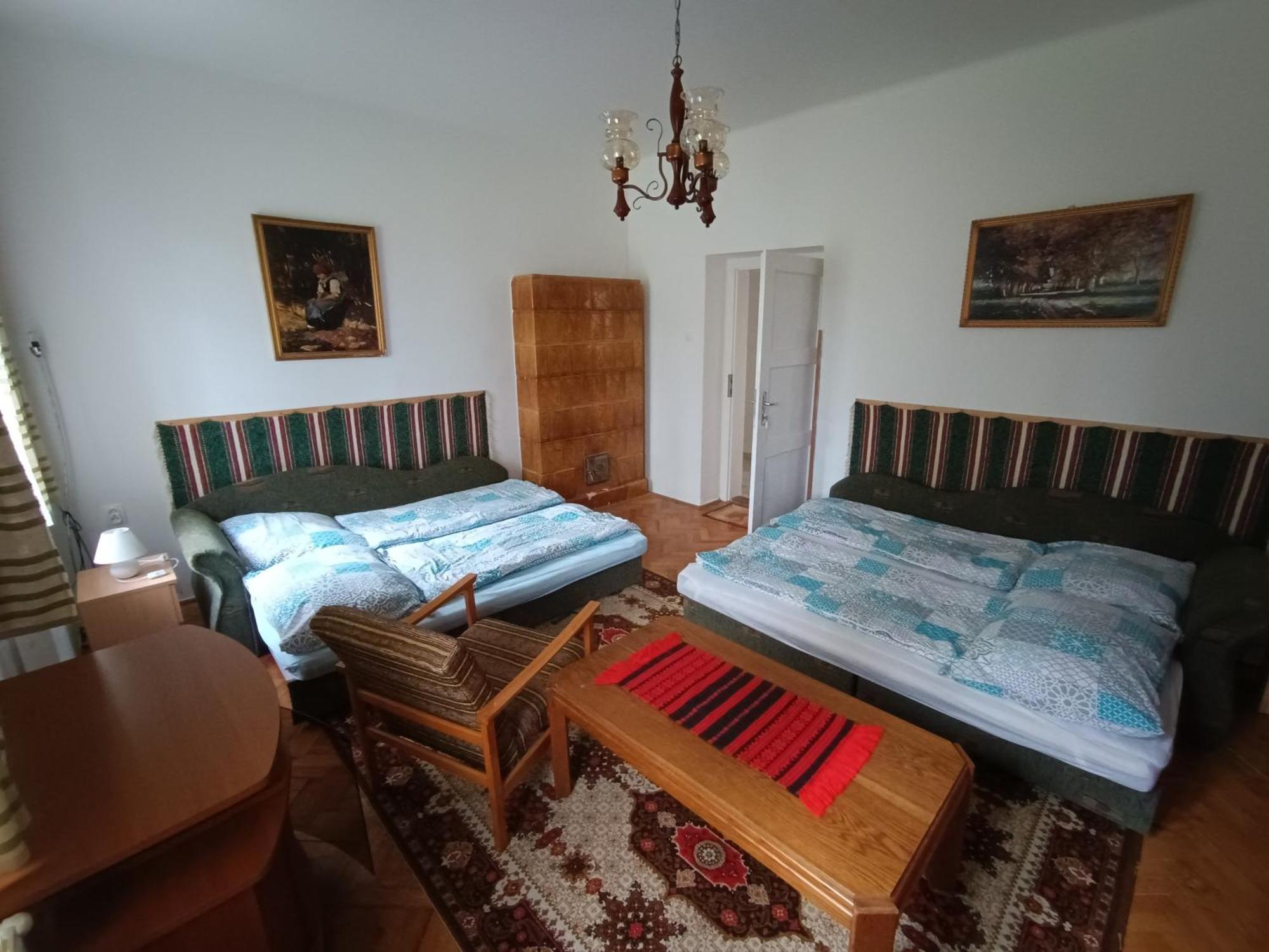 Hethazpuszta Erdeszlak Hotel Isztimér Buitenkant foto