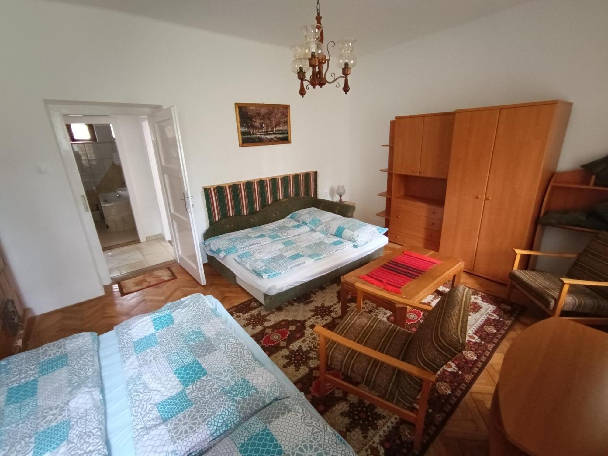 Hethazpuszta Erdeszlak Hotel Isztimér Buitenkant foto